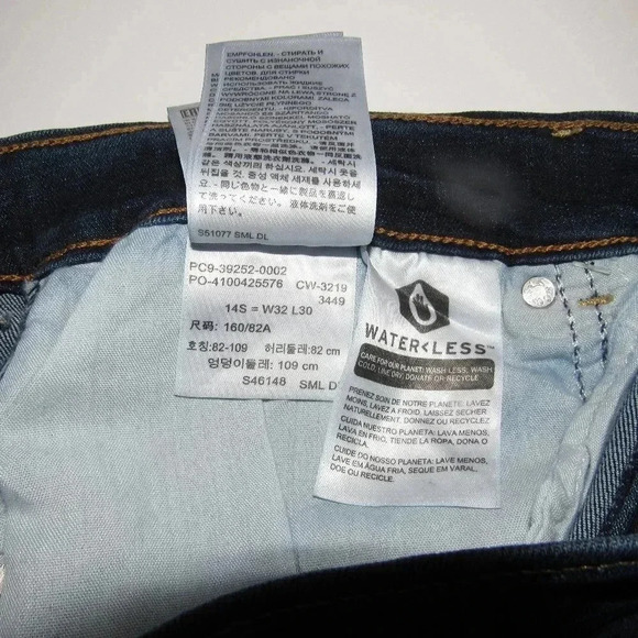 NWT LEVI’S Classic Boot Cut Sculpt Jeans Size 14S - Picture 5 of 12